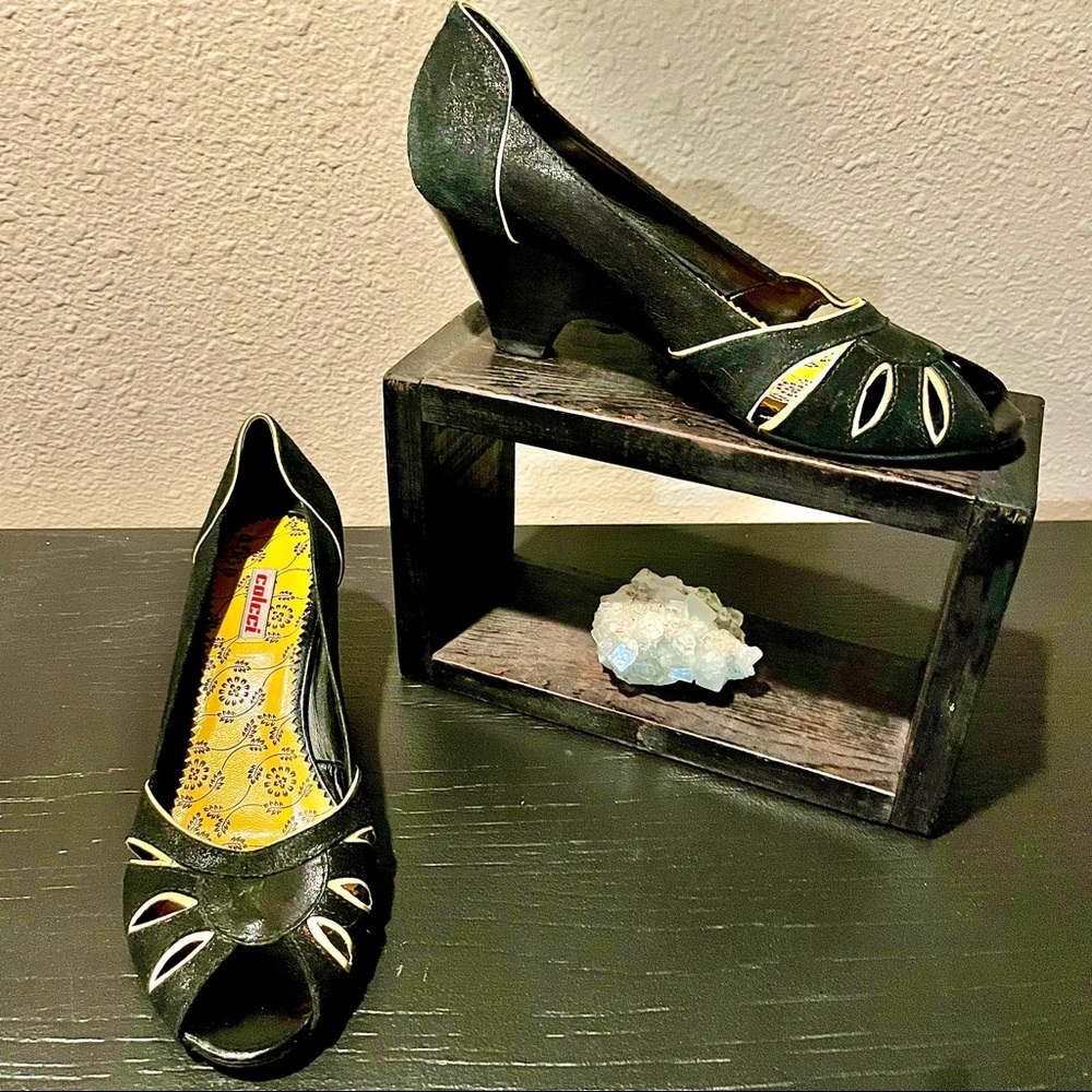 Vintage Colcci Peep Toe Black & Yellow Leather Wedge Heels